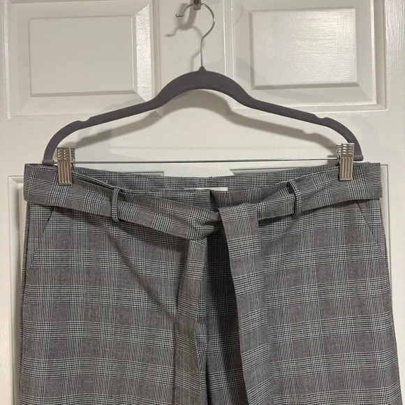 LOFT Wide Leg Houndstooth Pants - Picture 3 of 6